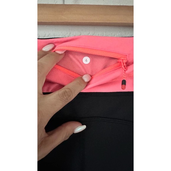 Lululemon Speed Up Tight Full-On Luxtreme 28 Ruchin Sz. 6 - Picture 7 of 9